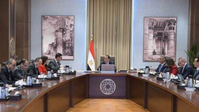 «مدبولى» يتابع جهود تطوير عدد من المناطق غير المخططة ويوجه برفع كفاءة «حديقة الجيزة»