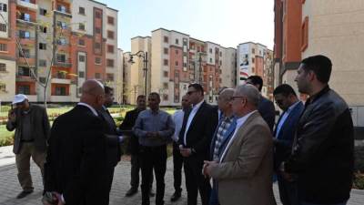 وزير الإسكان يتفقد وحدات «سكن لكل المصريين» بحدائق العاصمة ومدخل المدينة