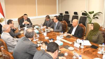 وزير الإسكان يُصدر حزمة من التوجيهات لمسئولي هيئة المجتمعات العمرانية الجديدة