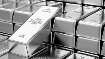 «الملاذ الآمن»: تدهور العلاقات التجارية بين الولايات المتحدة والصين يدفع الفضة للصعود