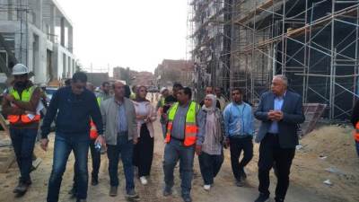 رئيس «المركزي للتعمير» يتفقد مشروع مستشفى«شبين القناطر المركزي»  بالقليوبية