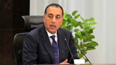 مدبولى: توجيهات  رئاسية بزيادة الاعتماد على مصادر الطاقة المتجددة