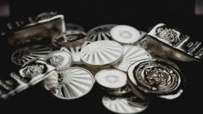 ارتفاع أسعار الفضة بالأسواق المحلية والجنيه الفضة يسجل 444 جنيهًا