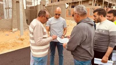 وزير الإسكان يُتابع أعمال تطوير الطرق ورفع الكفاءة بعددٍ من المدن الجديدة