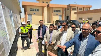 نائب وزير الإسكان يتفقد مشروعات الصرف الصحي بالمبادرة الرئاسية "حياة كريمة " بمحافظة الجيزة