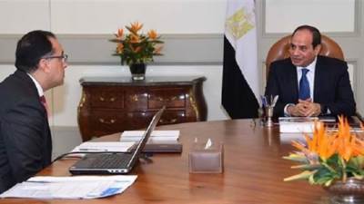 السيسي يوجه باستبدال الأعباء الإجرائية ورسوم الهيئات بضريبة إضافية من صافي الربح