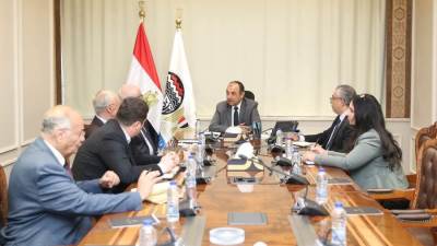 وزير قطاع الأعمال يبحث مع «تكنيب إنرجيز» الإيطالية فرص التعاون المشترك