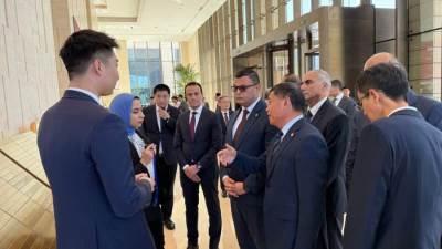 وزير الإسكان يتفقد منطقة الأعمال المركزية بـ«بكين» ويؤكد نعمل على نقل تجارب الإدارة والتشغيل الناجحة