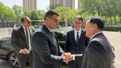 وزير الإسكان يلتقي نظيره الصيني في "بكين " لبحث سبل التعاون المستقبلي