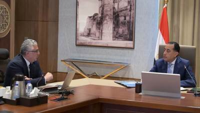 «مدبولي»: المنطقة الاقتصادية لقناة السويس توفر فرصًا واعدة للمستثمرين