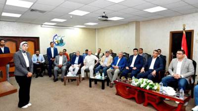 وزير الإسكان يعقد اجتماعاً بمقر جهاز مدينة السويس الجديدة لمتابعة المشروعات التنموية بالمدينة