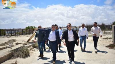 جولة تفقدية للمشرف على مكتب وزير الإسكان لمتابعة المشروعات الجاري تنفيذها بالقرى السياحية