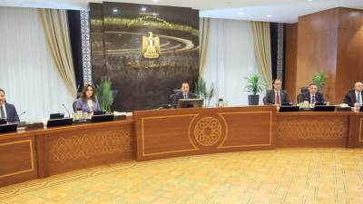 «مدبولى»: مواجهة مخالفات البناء والتعديات على الأراضي  جزء من تقييم أداء أي محافظ