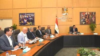  «الشربيني»يوجه بضغط مشروعات «حياة كريمة» والالتزام بالمدد الزمنية المقررة