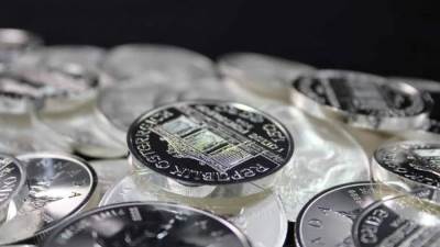 تراجع أسعار الفضة خلال تعاملات الاربعاء والجنيه يسجل 452 جنيهًا