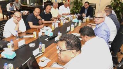 «الشربينى» يتابع منظومة مياه الشرب  بمطروح استعدادا لفصل الصيف