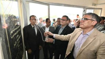 وزير الإسكان ومحافظ الجيزة يفتتحان المرحلة الأولى من محطة مياه الشرب بأوسيم