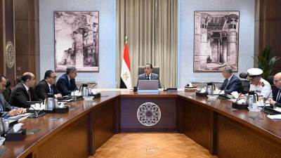 «مدبولي» يوجه بحصر الآثار الغارقة بخليج أبي قير ووضع خطة لاستخراجها وعرضها في المتاحف