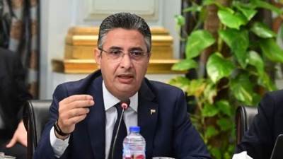 وزير التموين: الاحتياطي الاستراتيجي للسلع الأساسية آمن بالبلاد