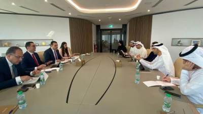 وزير الاستثمار يبحث مع نظيره الإماراتي  الشراكة الاستراتيجية بين البلدين