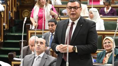 وزير الإسكان: مشروع قانون تنظيم مرفق مياه الشرب والصرف الصحي  من أهم التشريعات لحماية حقوق المستهلكين