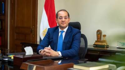 وزير المالية يوجه بتسهيل الإجراءات الجمركية للحجاج