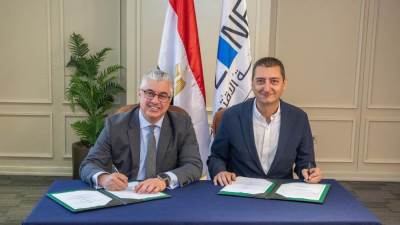 توقيع مشروع جديد بين  «اقتصادية السويس» وشركة «أولوسوي» التركية  بمنطقة القنطرة غرب الصناعية
