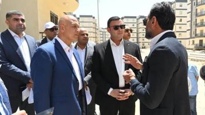 «الشربيني» يتابع مشروعات الإسكان والبنية التحتية بمدينة بدر ويوجه بتكثيف الأعمال وتحسين المشهد الحضاري