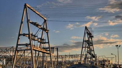 «الجمال للمقاولات» تنتهي من تركيب كابلات الطاقة بمشروع الربط الكهربائي المصري السعودي