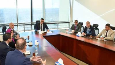 وزير الإسكان يبحث مع  المدير الإقليمي لمجموعة معارض ومؤتمرات سيتى سكيب التعاون المشترك بشأن «سيتي سكيب مصر»   
