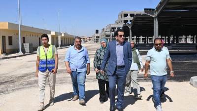 مسئولو جهاز العاشر  يتفقدون تنفيذ مدرسة النيل الدولية وامتداد الموقف الإقليمي 