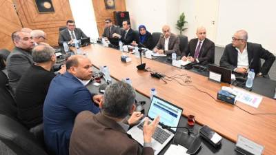 وزير الإسكان يتابع خطط تسويق وتشغيل مشروعات المدن الجديدة مع «سيتي إيدج»
