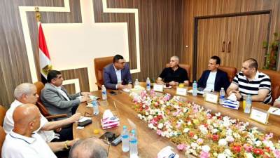 وزير الإسكان يتابع مشروعات "برج العرب الجديدة" ويوجه باستغلال الأراضي وتقييم شامل للأعمال