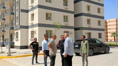 رئيس جهاز مدينة بدر يتفقد مشروع الإسكان المتميز