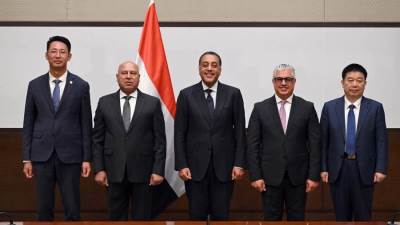 توقيع عقد إنشاء مصنع مجموعة سايلون الصينية للإطارات بـ «اقتصادية قناة السويس»