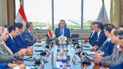 وزير التموين يتابع مع "حسن علام القابضة" الموقف التنفيذي لمستودع السلع الاستراتيجي بالأقصر