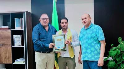 جهاز مدينة الشروق يكرم المهندس على سعد الشواف لجهوده المتميزة