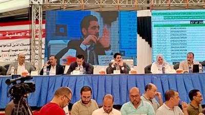 وسط حضور جماهيري كبير.. إجراء القرعة العلنية الـ 16 لتسكين ملاك أراضي القادسية