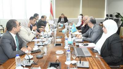 وزير الإسكان يتابع مستجدات تفعيل أحكام قانون إيجار الأماكن وتنظيم العلاقة بين المالك والمستأجر