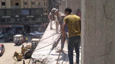 إزالة عقار على مساحة 1000 متر بعين شمس بالقاهرة لإقامته بدون ترخيص