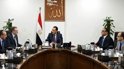  «مدبولي» يتابع مع رئيس التنظيم والإدارة جهود الإصلاح المؤسسي وتطوير العمل الإداري