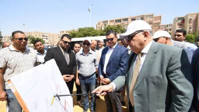 «الشربينى» يتفقد مشروع السوق الحضارية بالقاهرة الجديدة على مساحة 18 فدانًا