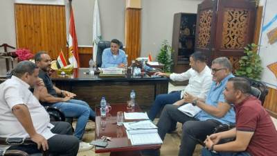 تنفيذاً لتوجيهات وزير الإسكان.. متابعة مشروعات الإسكان وتطوير الطرق بمدينة بني سويف الجديدة