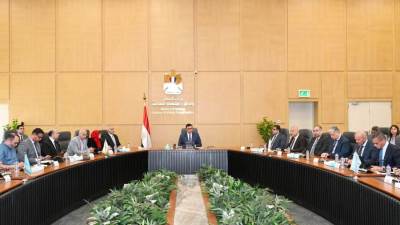 وزير الإسكان يتابع معدلات تنفيذ أبراج العاصمة الإدارية و«داون تاون» العلمين الجديدة