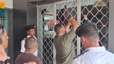 رئيس جهاز القري السياحية يعلن عن غلق وتشميع محال مخالفة بمارينا 2