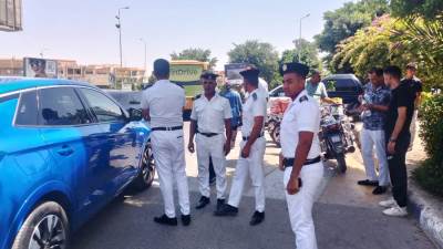 تكثيف أمني بمدينة الشروق.. حملات لضبط المخالفات والتأكد من التراخيص وتحقيق الشخصية