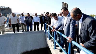 وزير الإسكان يتفقد أعمال رفع كفاءة محطة المياه الرئيسية بمدينة العبور