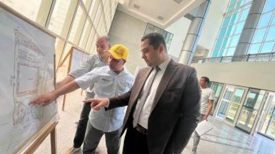«الإسكان»: تنفيذ مستشفى جديد سعة ١٧٥ سريرا ودفع أعمال المرافق بتوسعات مدينة قنا الجديدة
