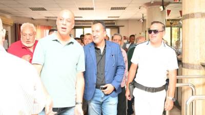 رئيس جهاز العاشر من رمضان يتفقد المركز التكنولوجي ويؤكد: المواطن في صدارة الأولويات