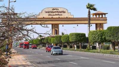 جهاز العاشر من رمضان يزيل مطبًا عشوائيًا بالمجاورة 77 حفاظًا على سلامة المواطنين